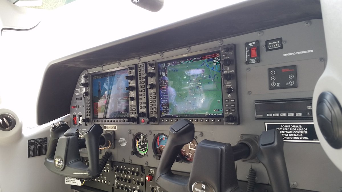 CnyAviation's tweet photo. What does someone have to do to fly a g1000 C182??? #AVgeek #airplane #Cessna #aircraft #flying @cess https://t.co/m9pGqPdPXx