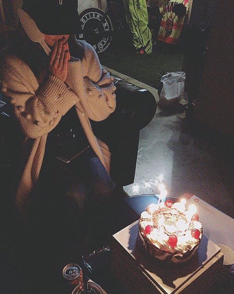 Apinkknj_2011_'s tweet photo. 3.3 Happy Rongthday @ApinkMCR 😍 https://t.co/15WeDVC3CS