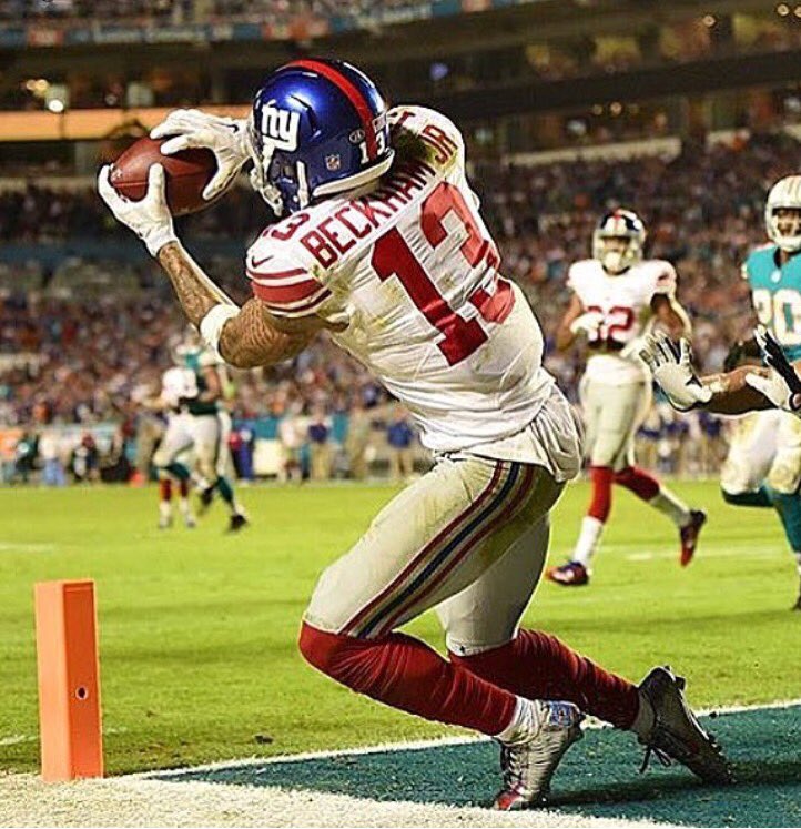 alexacuna_13's tweet image. Sexy hehe 🔥