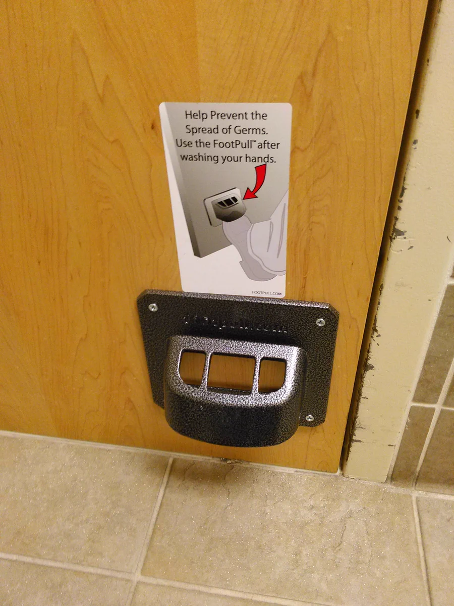 トイレで手を洗ったあとに待っている苦難を解決するグッズｗｗ
