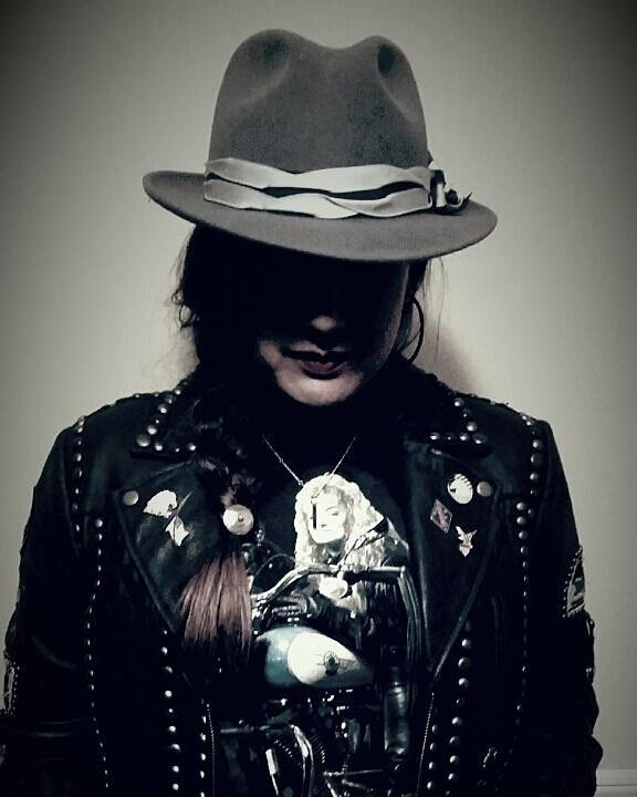 JoeAndMartina's tweet photo. Love my wife
Badass style icon -JC
#Nashville #countrymusic
#HATitude® #HATisfaction®
@ddranchwear @greeleyhatworks https://t.co/0jAEJcTTY3
