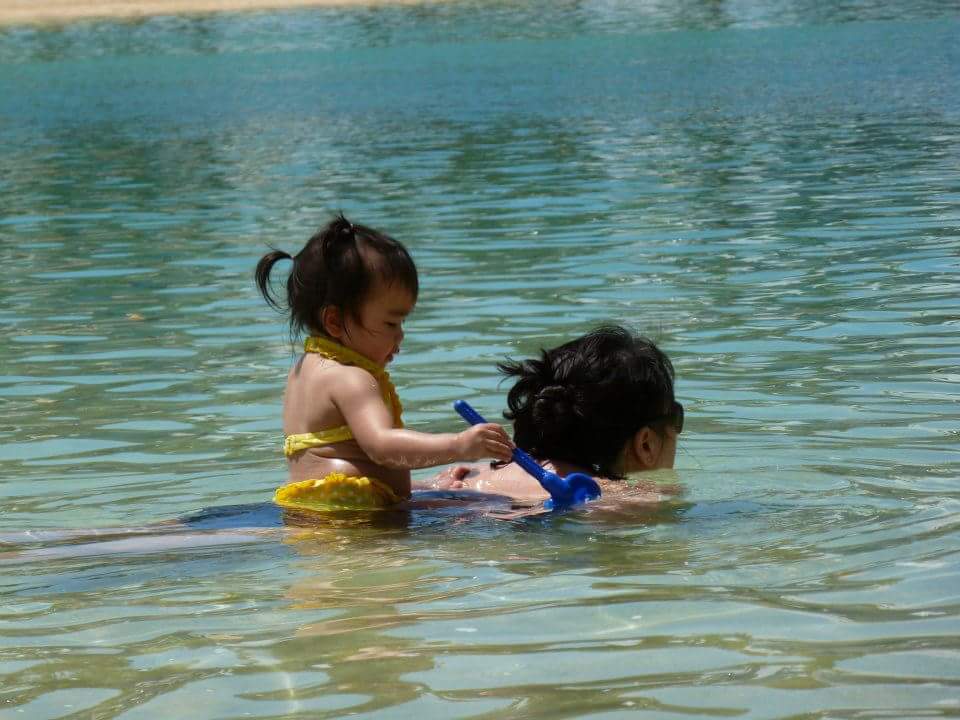 70six's tweet image. Love swimming in the lagoon at the Hilton Hawaiian Village #WhyHawaii