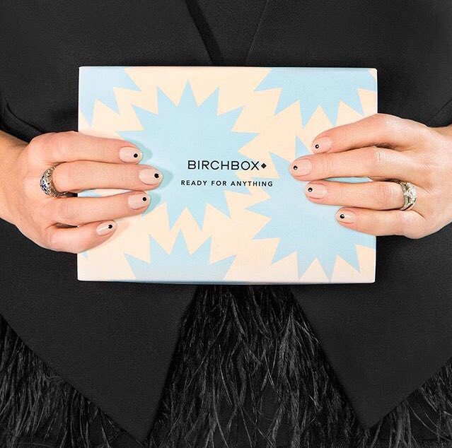 peachycliffords's tweet photo. Want name brand samples for only 10$ a month? Click the link and get your Birchbox today https://t.co/1JLgztJxRY 👄💄 https://t.co/ul7mfjcsbO
