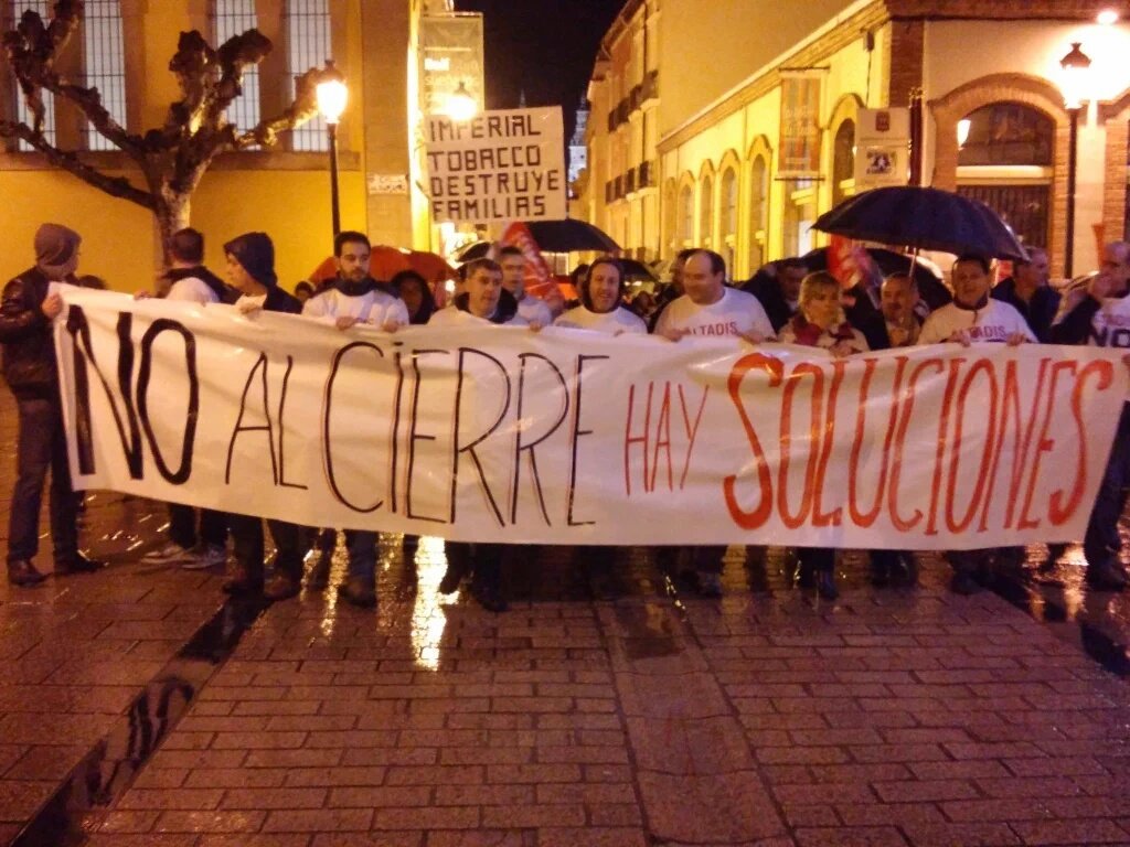 podemstboi's tweet photo. Seguimos dando APOYO!!!
#AltadisNoSeCierra 
#NoAlCierreELCOGAS
#BoicotBosal 
#ACBaurrera 
@MayoralRafa https://t.co/wMuw3yLY4B
