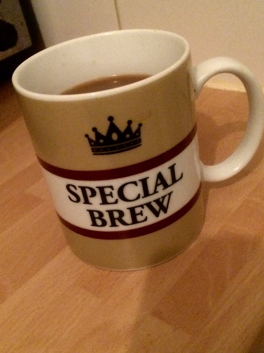 I like a Special Brew to start the day :-)
Happy Friday, folks