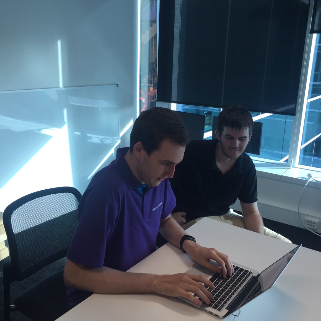 gotyougreg's tweet image. #techonehackday omg!!