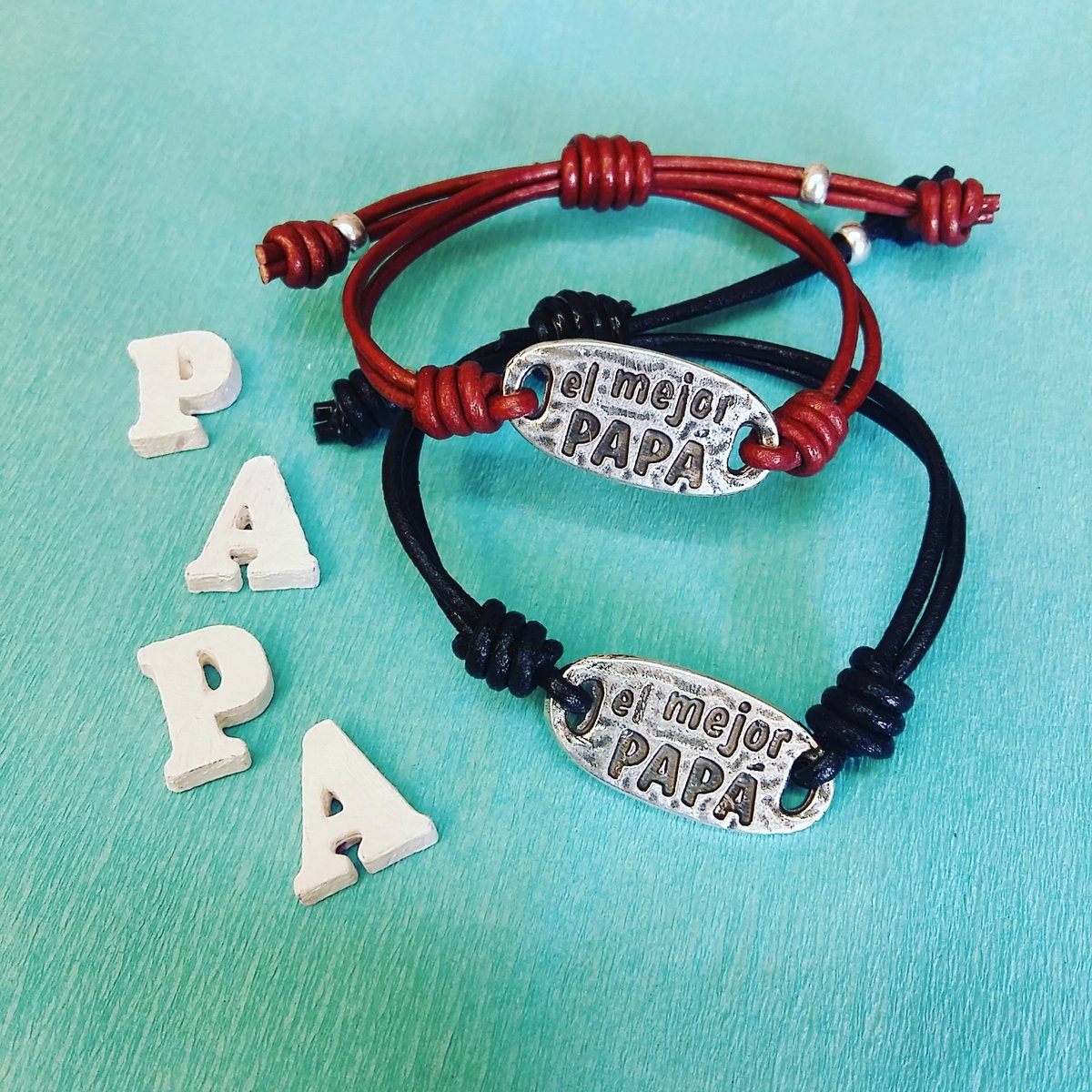 MUNDOpulseras's tweet photo. #papa #elmejorpapa #DiadelPadre #19demarzo #love #amor  ❤❤ https://t.co/1Z9PAxyD0B
