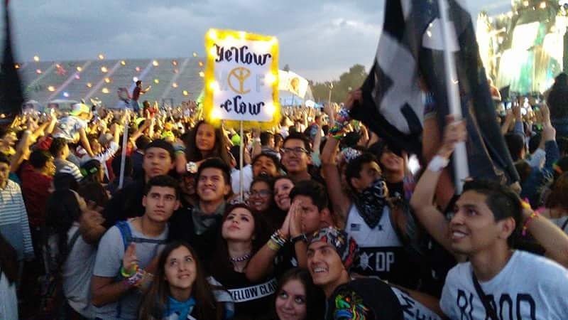YellowClaw_MX's tweet photo. Yellow Claw Street Team MX

#YellowClaw #BloodForMercy #EDCMx #EDCMEXICO2016 https://t.co/acJJAfNEob