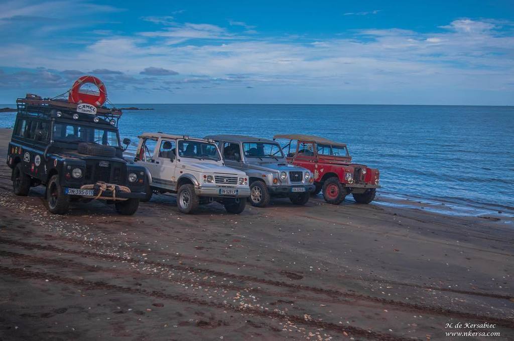 NicObjectif's tweet photo. #nostalgie #4x4 #offroad #mayotte #plage #bivouac #retona #landrover #defender #santana #samurai #nature #Kia https://t.co/q7ykl8rVmr