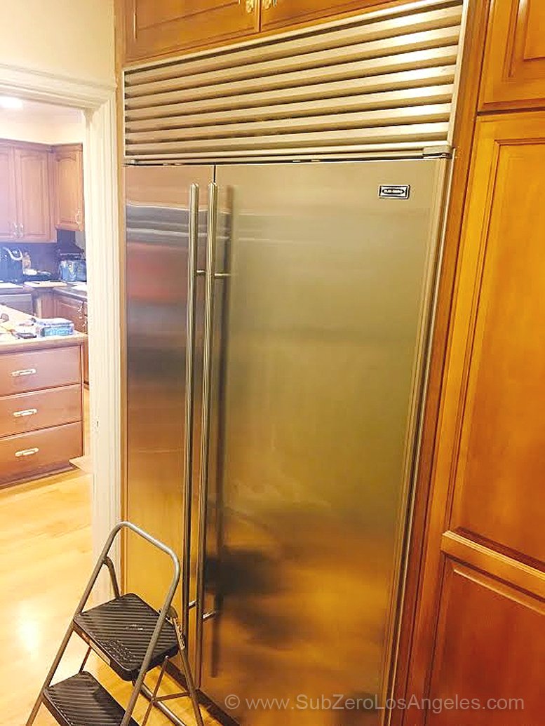SubZeroService's tweet image. #SubZeroRefrigerator in #Northridge Ice maker fixed, #SubZeroCondenserFan #Free Estimate: subzerorepairsantamonica.com