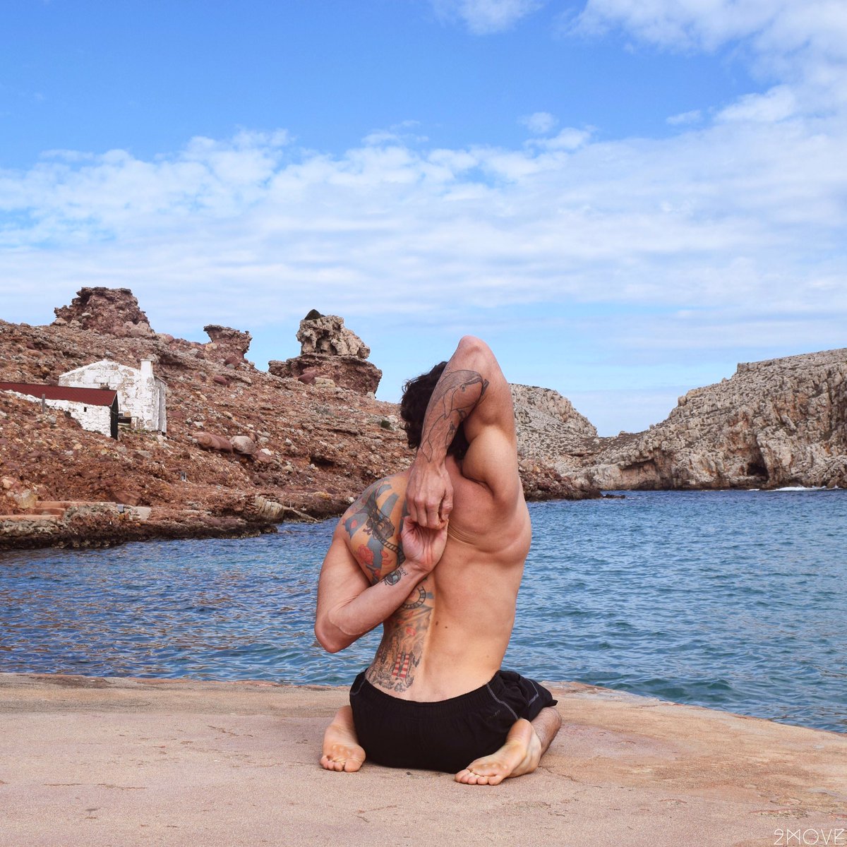 2MOVE_Official's tweet image. Adopt the pace of nature. 
Her secret is silence. 🌾

#2Move

#Naturelovers #Travel #Inspiration #Menorca #Yoga #Yogi