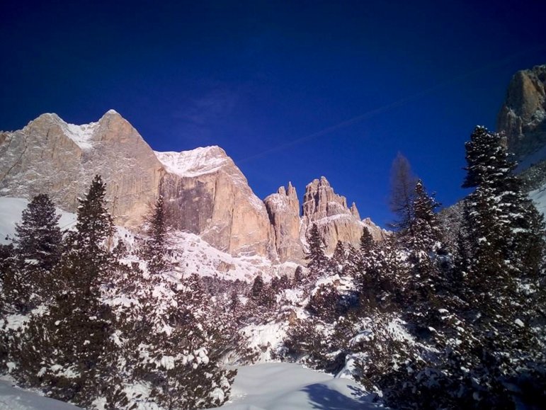 DolomitesUNESCO's tweet photo. #direttameteo dal Sistema 7 '#Sciliar-#Catinaccio #Latemar' #Trentino #Fassa photo credit: #RifugioGardeccia https://t.co/sbZR3AYJ0I