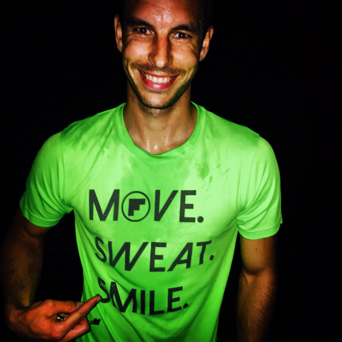 FitLife_Project's tweet photo. Move everyday.
Sweat every other.
Smile on Fridays. 
#fitlife https://t.co/v6XvZJXmiT
