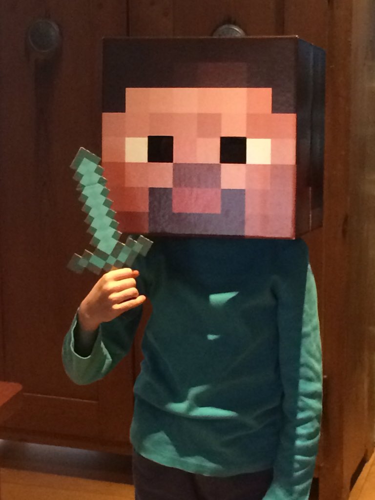 xcpix's tweet photo. @mattbotwood ha, mine too! I was up til 1am this morning making a minecraft sword. #notlikethatinmyday https://t.co/6e8obtwfOR