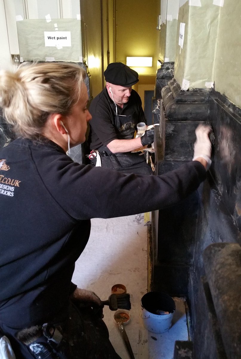 HVARThenry's tweet photo. Faux marble finish underway in the #TheTravellersClub  foyer #PallMall #fauxfinishes #handpaintedmarble #HVARTnews https://t.co/acBTRviWto