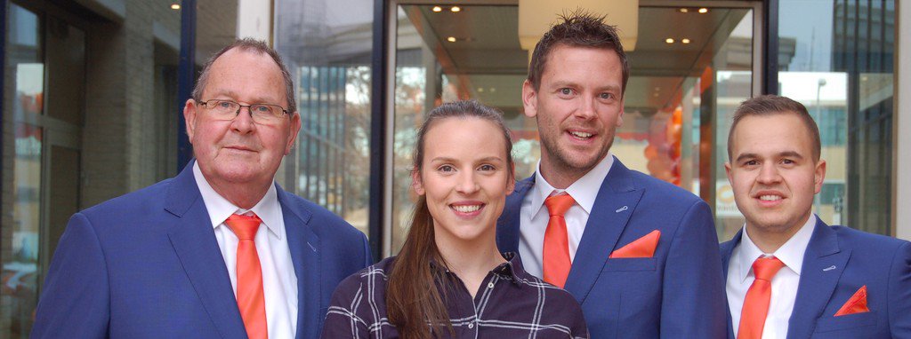 De nieuwsbrief van maart is er!  queenofmail.nl/mail/webversie….  Met o.a. de opening nieuwe #showroom in #Amsterdam.