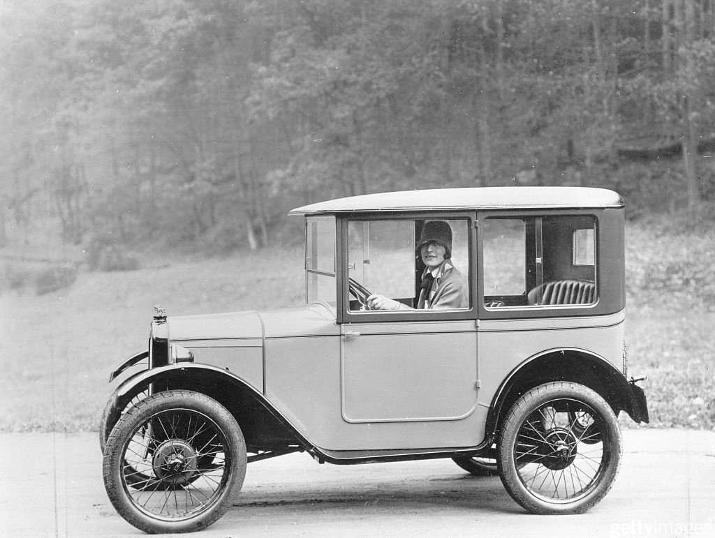 MediaGallo's tweet photo. @BMW celebrates its #100th anniversary next week! 
https://t.co/05OWxXjUkW https://t.co/UfzLLkEavk