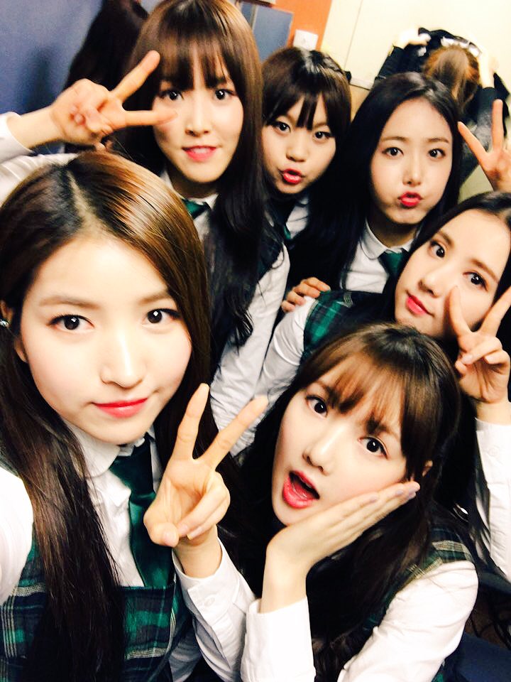 #여자친구 #GFRIEND 오늘이 #경칩 이래요~ 그래서인지 날씨가 너무 좋은거 있죠? #뮤직뱅크 #시간을달려서 무대 보신 후에 저녁 산책을 하시는 것도 좋을 것 같아요!❤️ 여친이들 무대 응원해 주세요👍