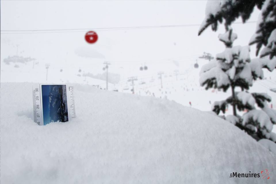 InTheSnowMag's tweet photo. #HappyFriday! Heading off on a #ski holiday ? Excellent conditions are reported thanks to some good recent #snowfall https://t.co/Gt4yPHBVGx