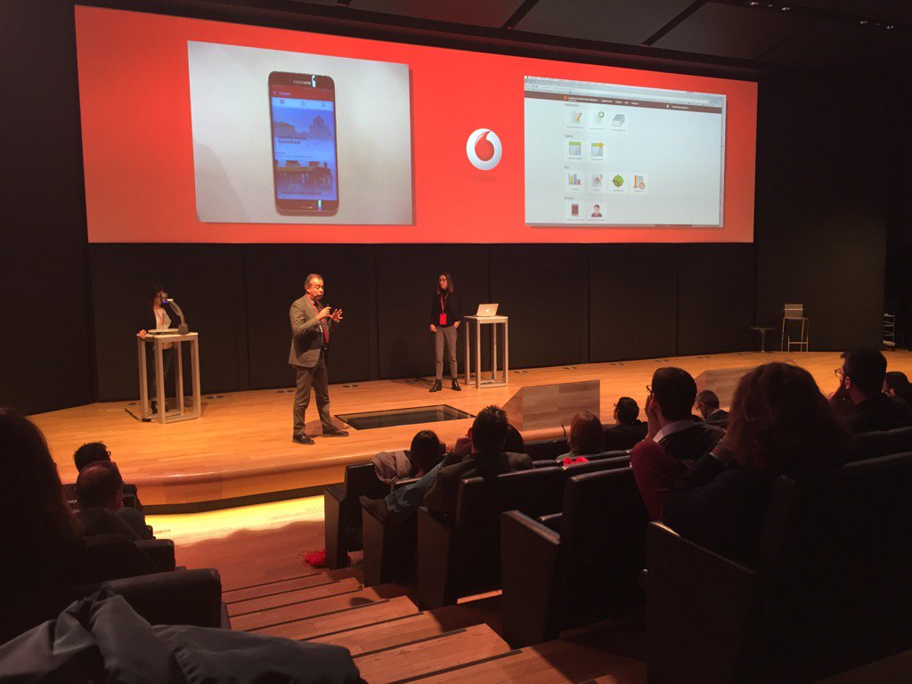 GiorgioGulliver's tweet photo. #VodafoneIT #hackdays #anci #Gulliver https://t.co/Bx7UvlMPvK