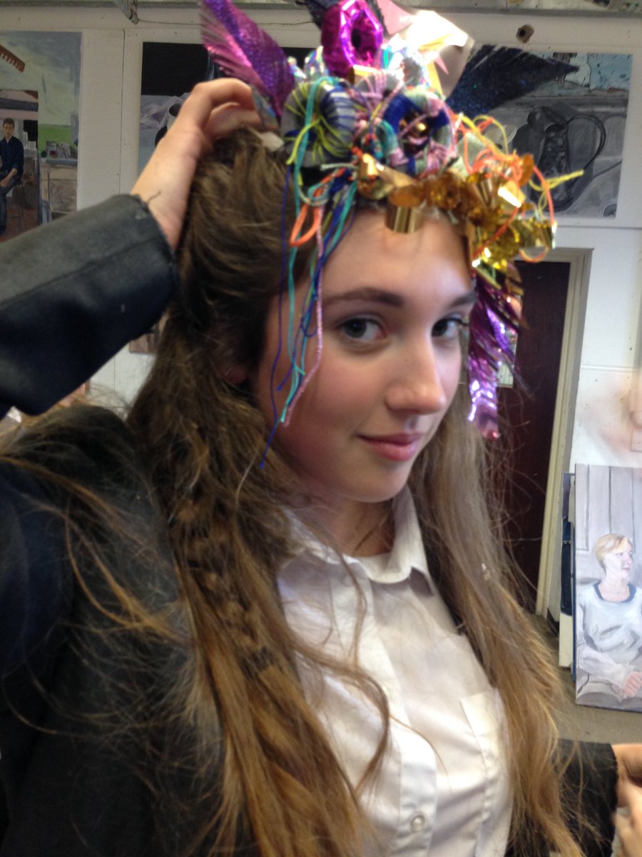 StDunsArt's tweet photo. More photos from Jane Bowler's workshop on Wednesday.@StDunsArt #janebowler https://t.co/GIRvvnrKQp