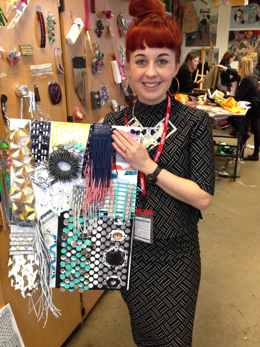 StDunsArt's tweet photo. More photos from Jane Bowler's workshop on Wednesday.@StDunsArt #janebowler https://t.co/GIRvvnrKQp