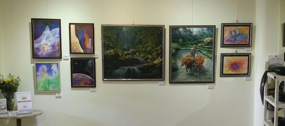 March 2016 art exhibition in <a href="/ParadisoUbud/">Paradiso Ubud</a> 
All artworks hand painted by I Made Bobby Suardana