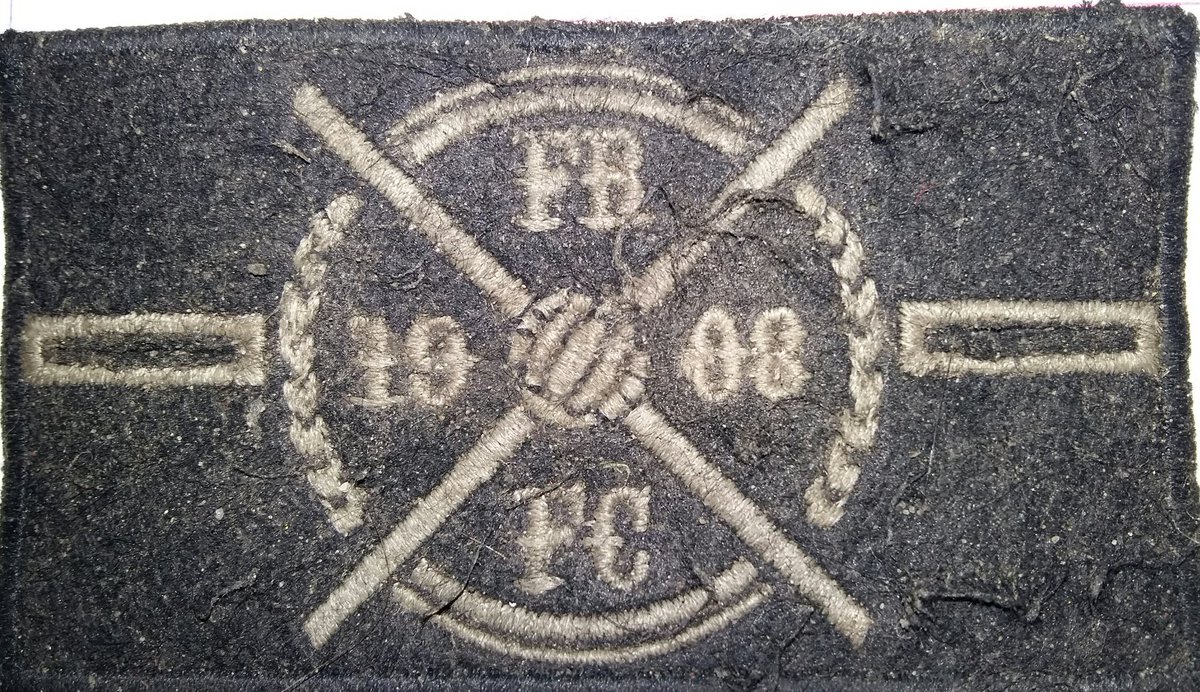 Iemand gisteren in de gezellige chaos Legioenzaal zijn  mooie <a href="/FRFC1908/">FRFC1908</a> Patch verloren.