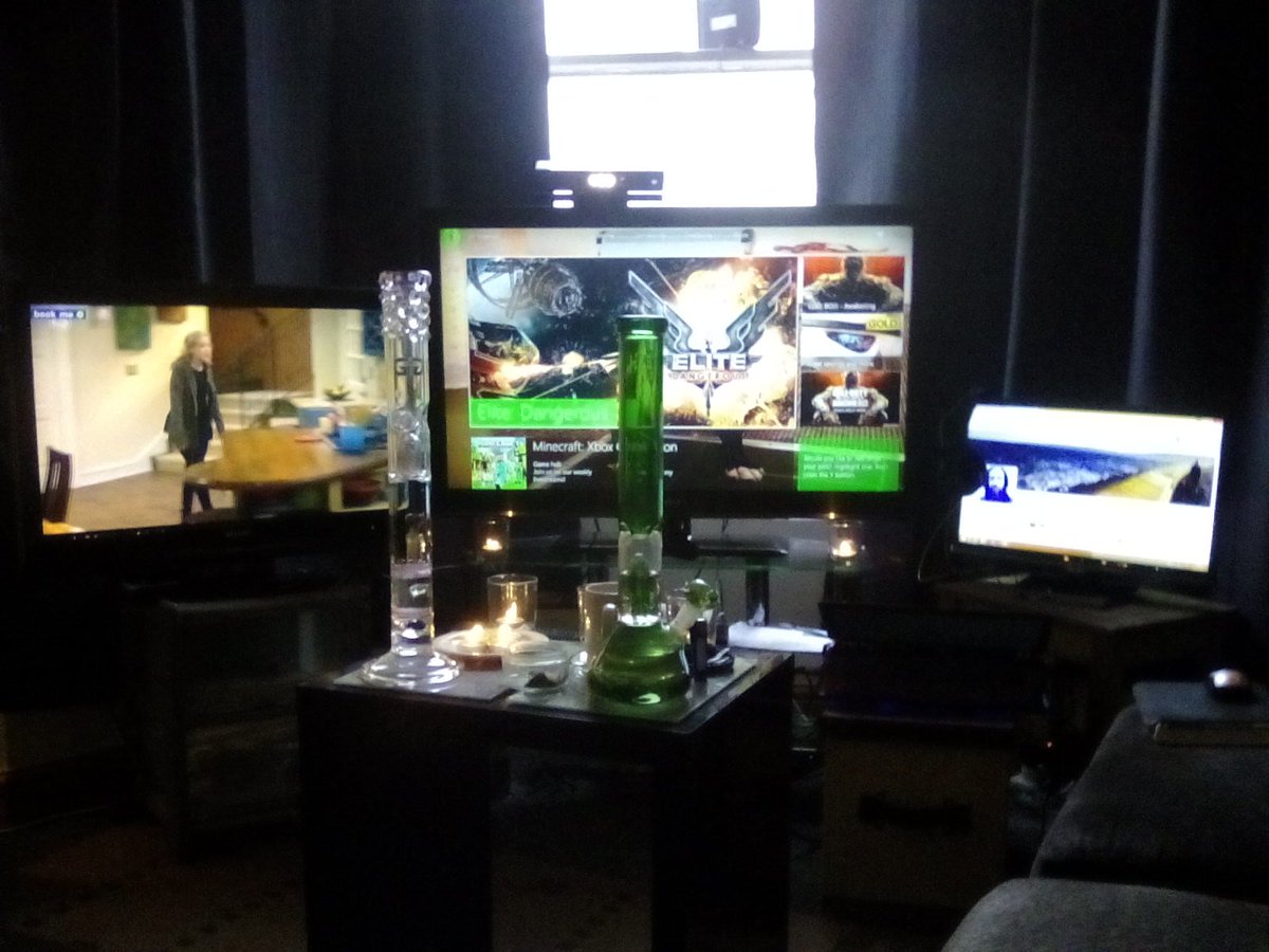 Trail_noob89's tweet photo. Who's Ready?? #GamingSetup #GamerCorner #GamerNest https://t.co/X9MZiTWhXN