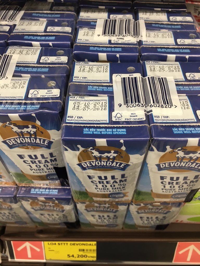 JaycoFUNG's tweet photo. Easy to find @tetrapak packages with #FSC label at @LotteMart in #Hanoi @WelcomeVietNam https://t.co/66rWnDOJ5u