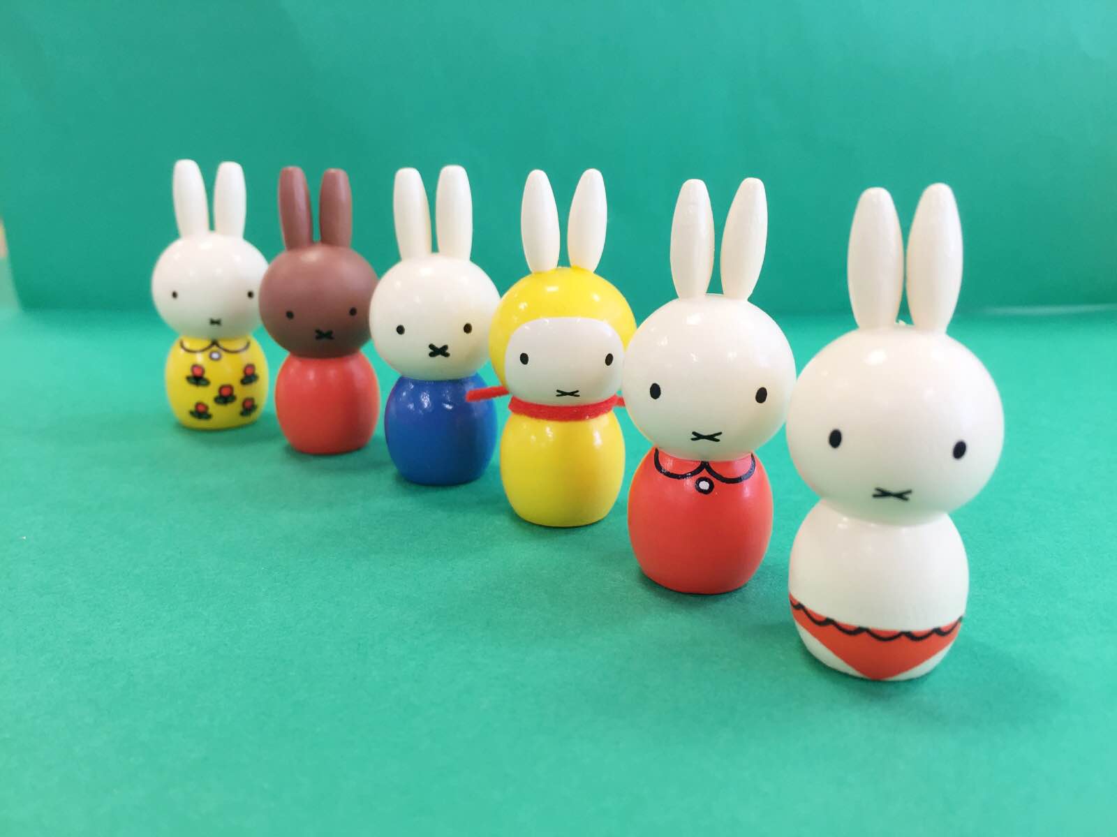 ミッフィー こけし　KLM 4個　根付　ガチャ　コンプリート　18個　セット ミッフィー こけし KLM 4個 根付 ガチャ コンプリート 18個 セット