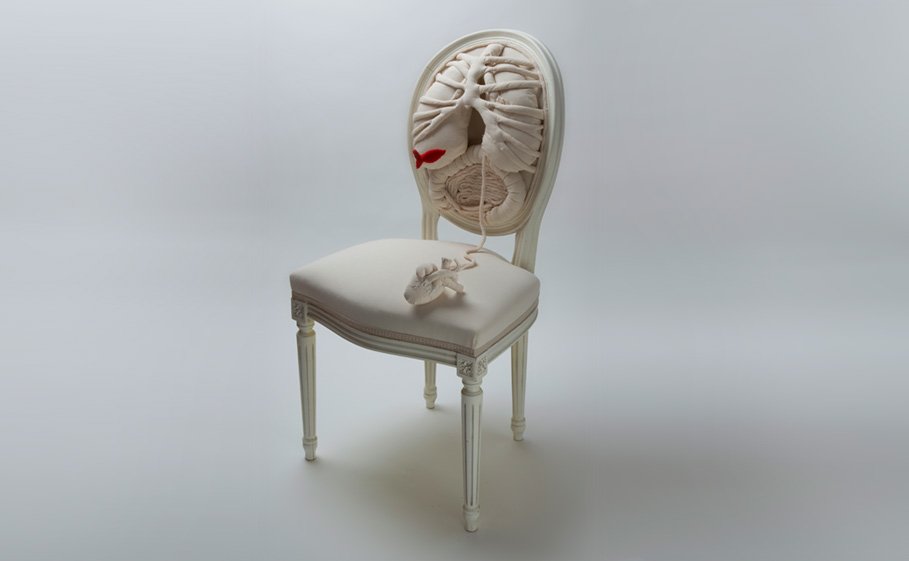 One_Muze's tweet photo. 1 jour, 1 #artisan d'art sur #OneMuze ! Découvrez Pauline Krier, #Tapissier d’ameublement https://t.co/GUcntYINcM https://t.co/JnD2yH9t0q