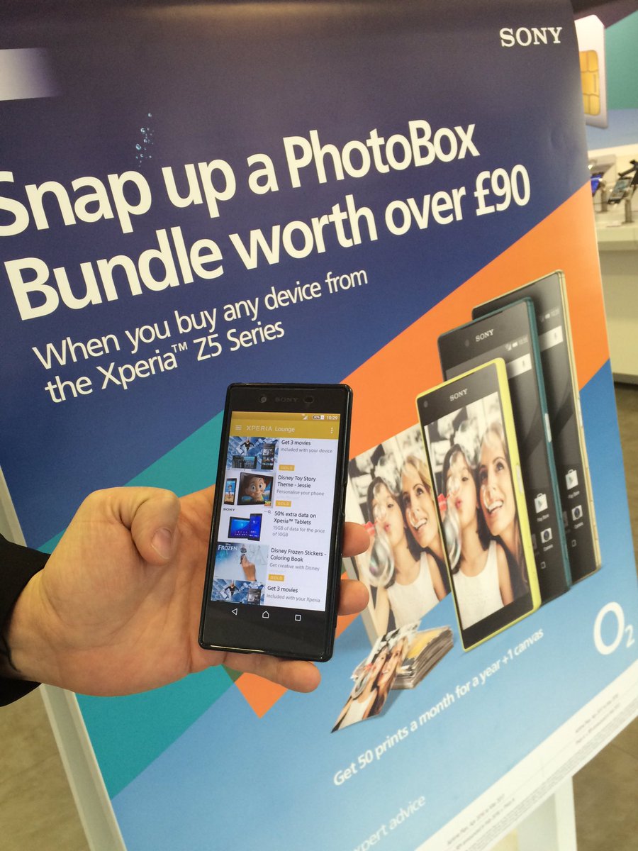 lindasfjones's tweet image. Pop into @Junction32UK @O2 for a chance to win a @Sony PS4 @sonyxperia #z5 #sonyphotobox @PhotoBox 🎞📸 free canvas