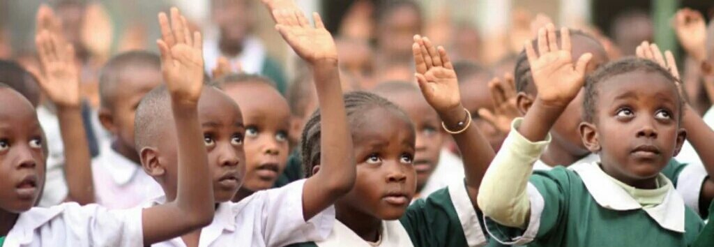 duncankarari's tweet photo. Poverty can only be reduced when we educate and offer equal opportunities to all #Africa4Her https://t.co/LA8sk0HQcQ