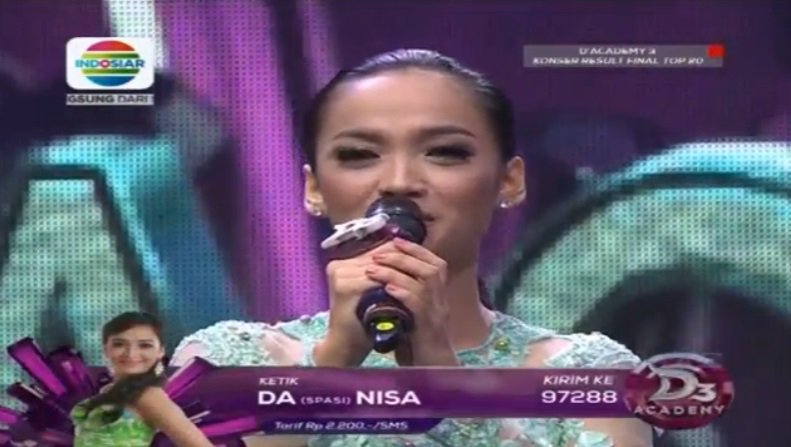Indosiar's tweet photo. Saatnya kirim SMS yang banyak buat @Da3_Nisa supaya tidak tersenggol. #DAcademy3 https://t.co/vinDoCWJx8