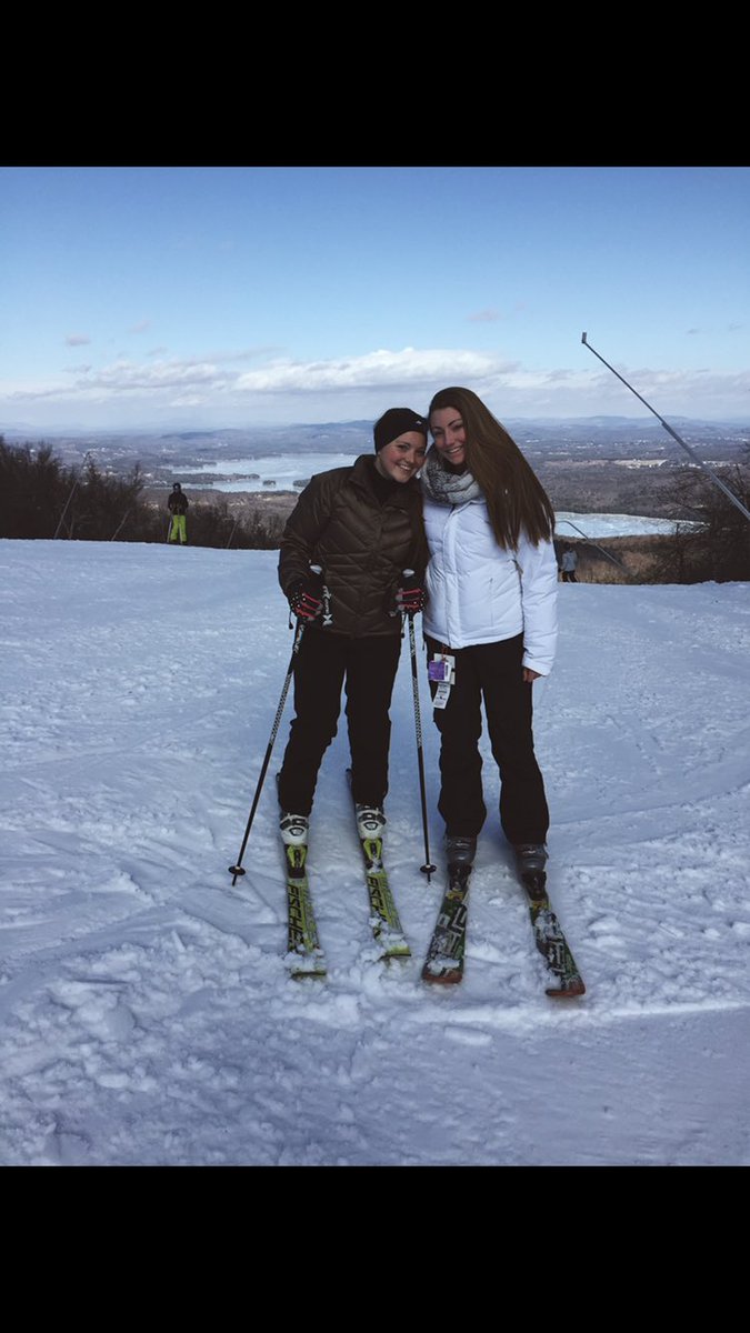 michaela_hamill's tweet photo. Happy birthday to my second mother love you so much can't wait to come up to visit again @meghanclancy77 💗💗 https://t.co/kELIfIlw0T