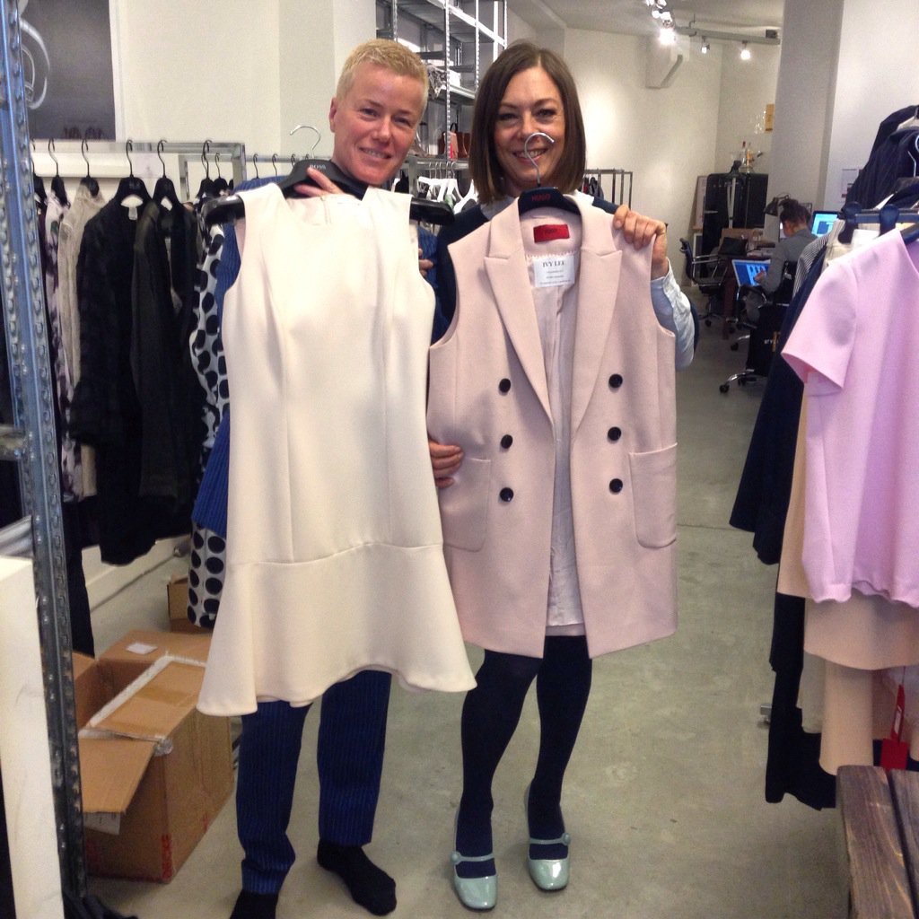 De dag die ik hoopte dat zou komen! De vraag is: krijg ik Ellie Lust in een jurk voor de #widm finale morgen?