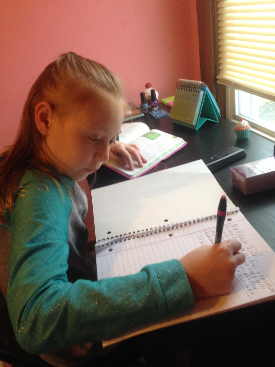 melissa0475's tweet photo. #devotiongirl #lovesJesus #learningGodsword #herownrelationship #trainupachild #whatareyourkidsreading? https://t.co/HnzzyUiHkr
