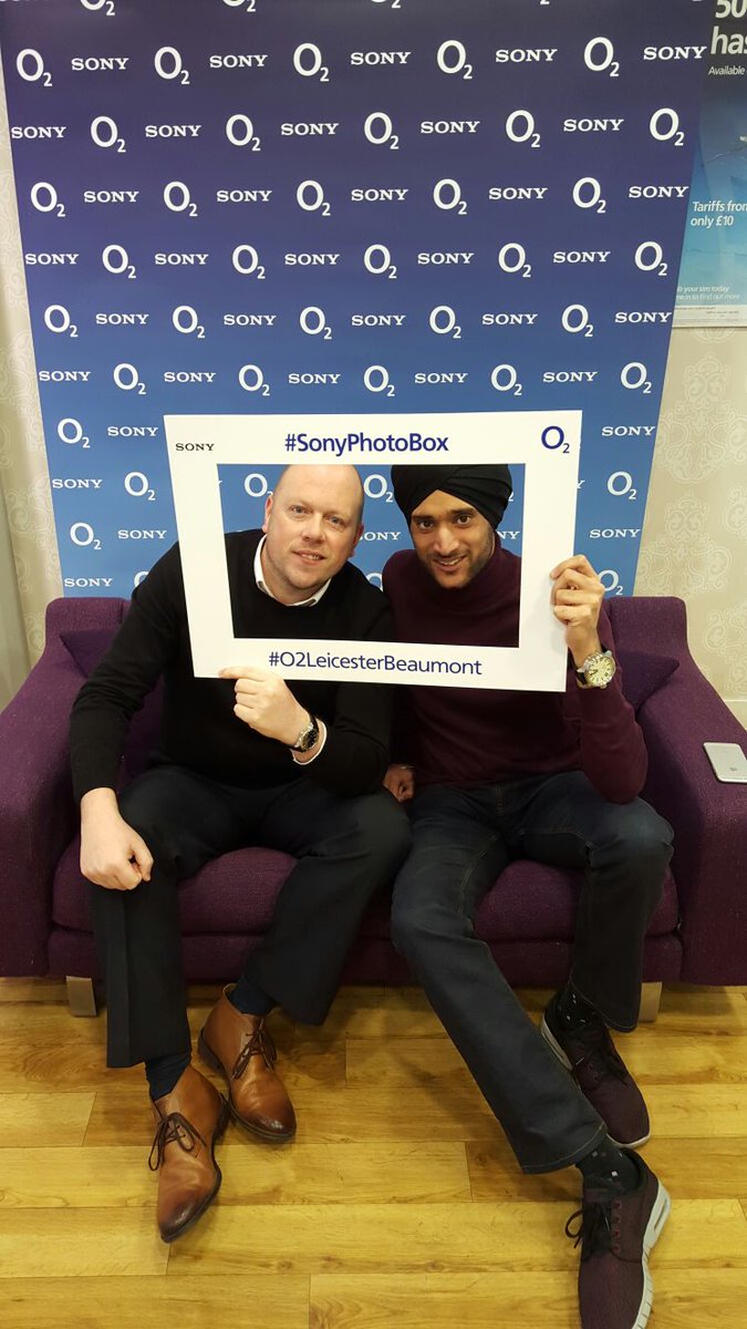 CelfoneTrading's tweet image. "Say cheeeeese" @Indibolla #O2LeicesterBeaumont #SonyPhotoBox
