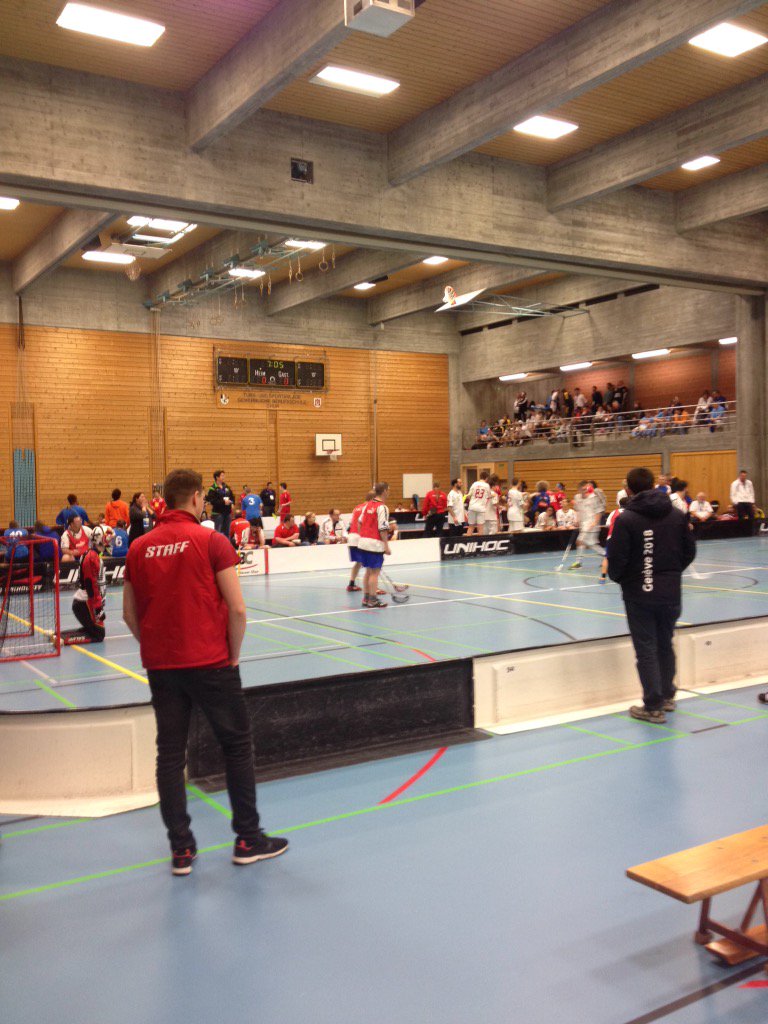 Le divisioning du Unihockey a aussi commence