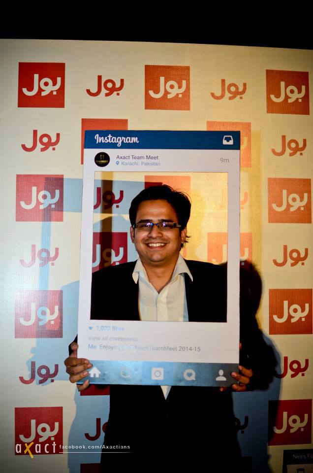AltamashDaSun's tweet photo. We all #SupportShoaibShaikh The man who has given employment to graduates of leading universities of Pakistan https://t.co/RPa7WWccU1