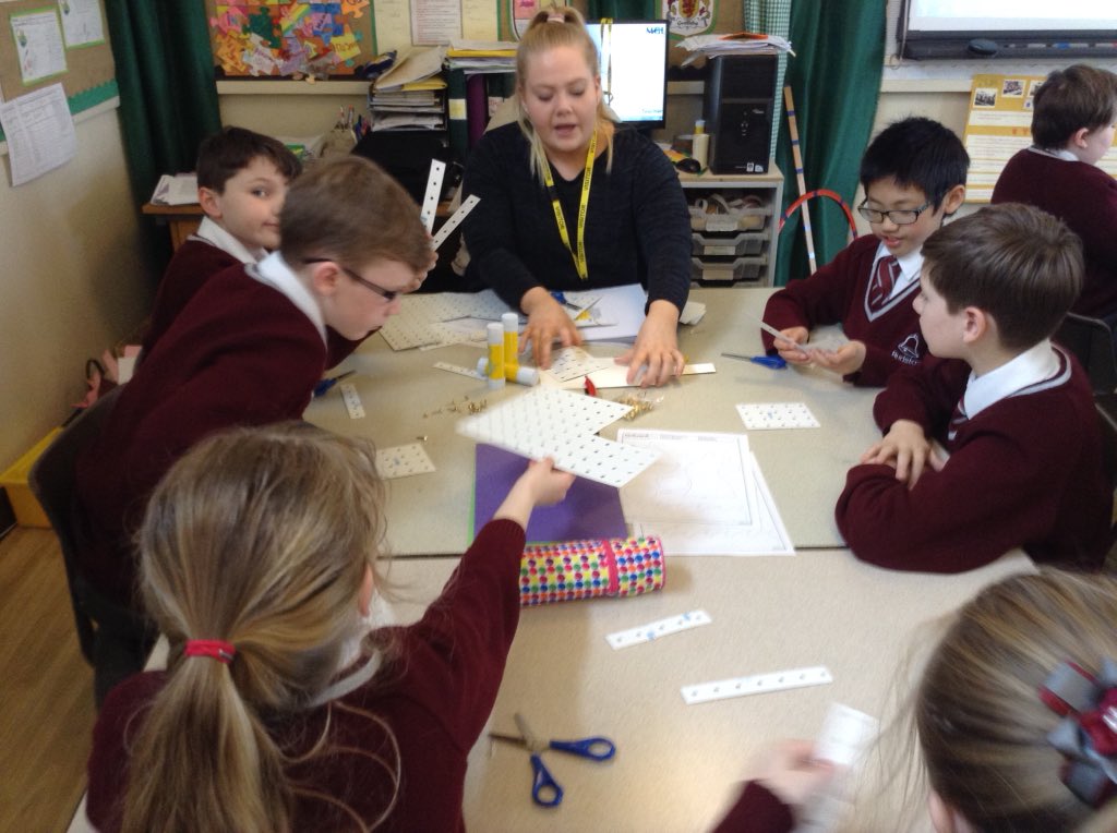 rudstony5's tweet photo. Design Technology and the rainforest! Thanks @LiverpoolHopeUK for helping us! #DT #popupfun #enjoyment https://t.co/S82sDnE2QE