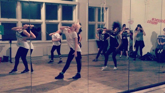 _clairestreet's tweet photo. Class last night! 🔥 Great to see lots of new faces and WORK... #Infinity8Dance #WeAreLimitless #BHchoreography #Wor… https://t.co/AOcGtFLzRV