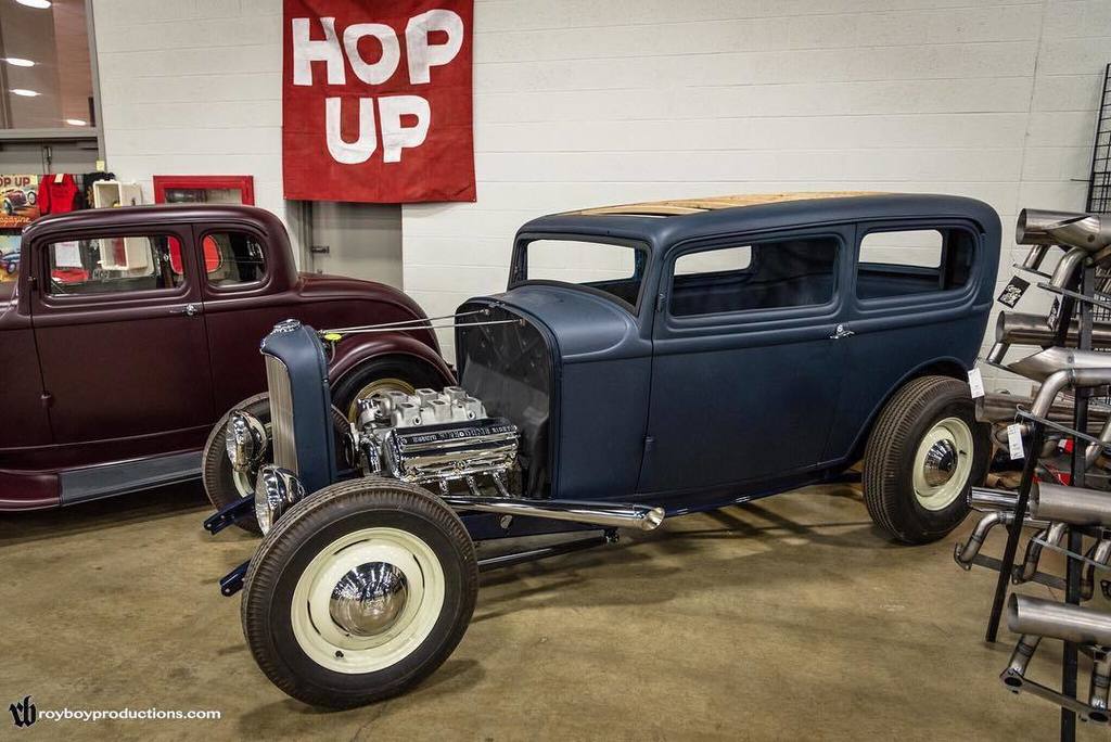 royboyprods's tweet photo. Matt from #GearDriveHeaders was showing off his sedan after getting it back from #HiltonHotRods at the #DetroitAuto… https://t.co/LqR3Kl9xim