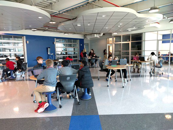 MENTORMinnesota's tweet image. A #SouthCarolina public school gives #TechSavv #Students a sense of humanity: theatln.tc/1Y75RjG @TheAtlantic