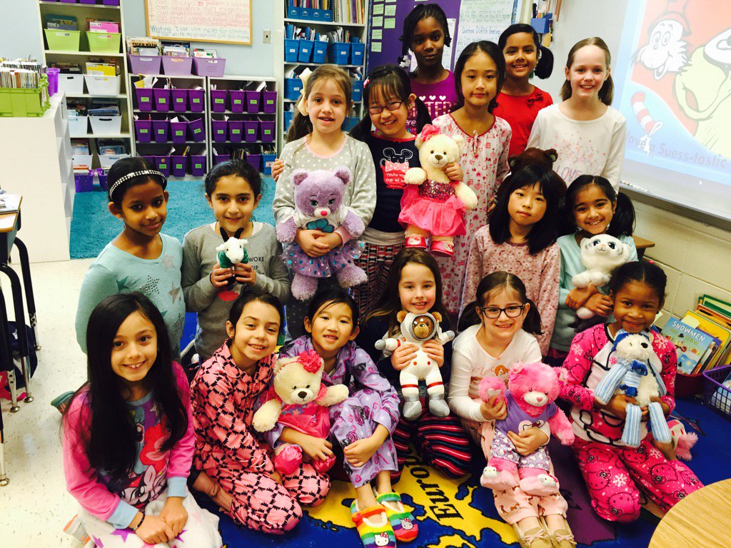 Fuzzy friends and pajamas~celebrating Dr. Seuss and reading!@ShakeragElem <a href="/ChansChansl/">Laurie Chans</a>