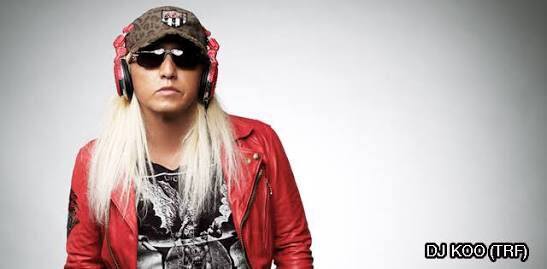 【高木琢也着】VETEMENTS ×   パーカー 高木琢也着】VETEMENTS × TOMMY HILFIGER パーカー