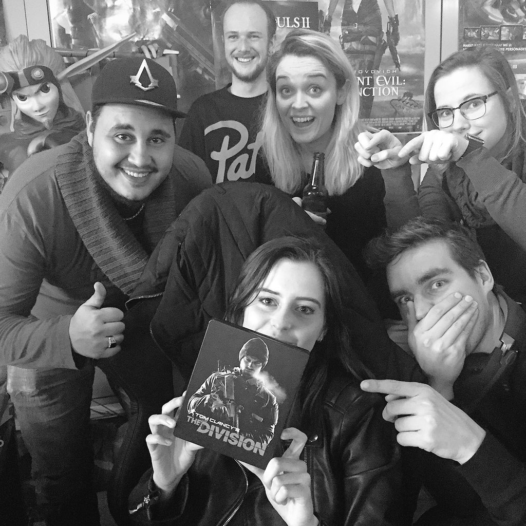 GKShellyy's tweet photo. Ik bevind me in de Dark Zone #zeproberenmijngametejatten @ubisoftnl https://t.co/4wDNcOtQx6