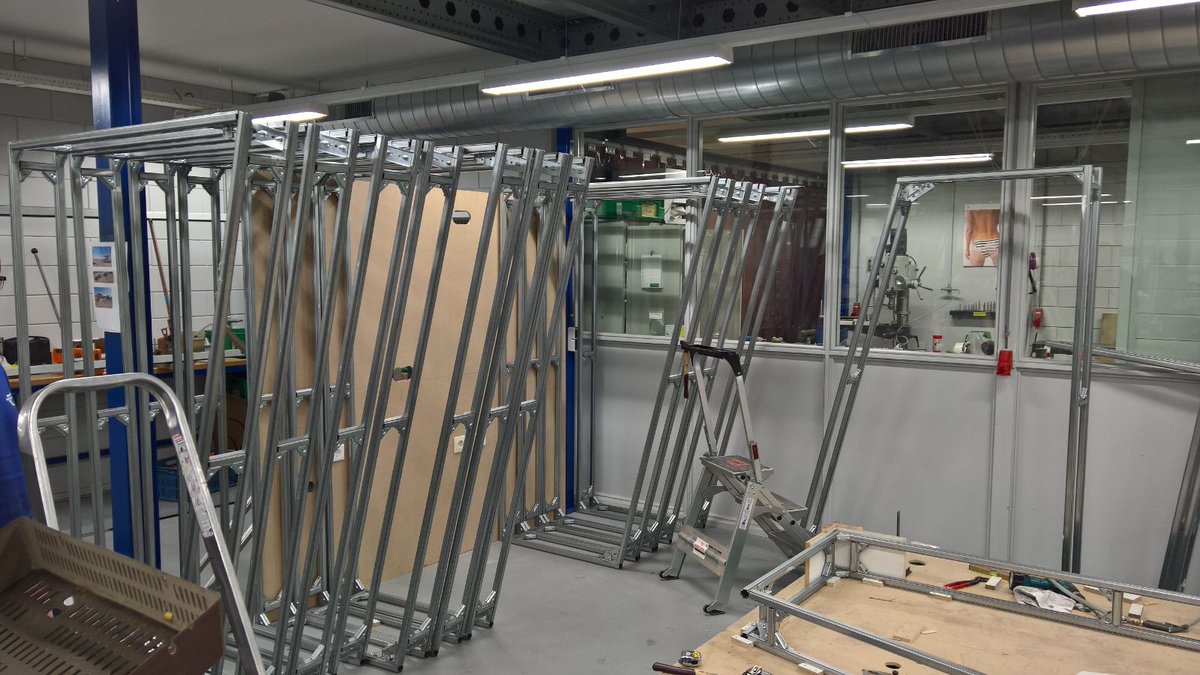 Conntechbv's tweet photo. Ook overnachten in een innovatief prefab vakantiewoning? Ze zijn te boeken! #gelijkspanning https://t.co/8Vji3V3BpA https://t.co/aVREYvK24u