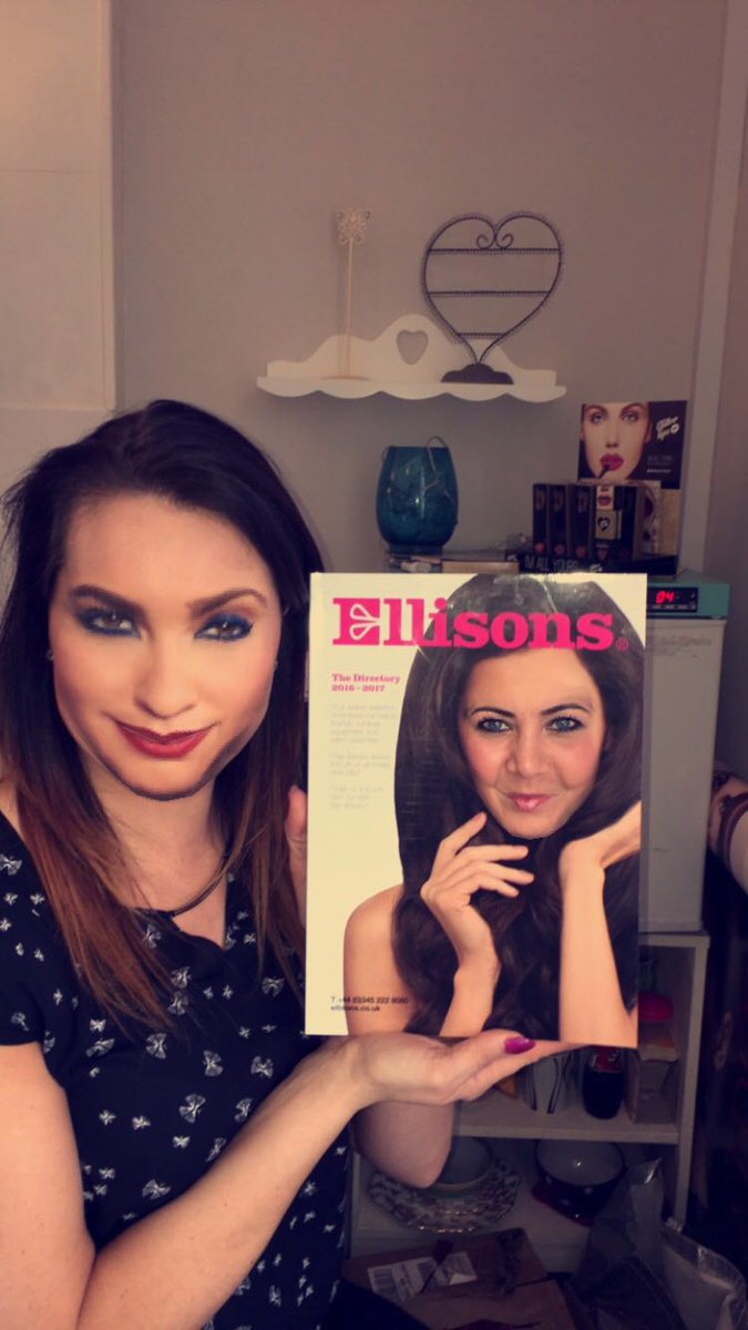 vanitylashuk's tweet photo. Playing around with #snapchat #faceswap ๐ always wanted to be on the front cover of a magazine...#vanitylash https://t.co/XUQhTQHP7Z